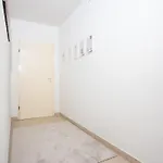 Sr24 - Stilvolle 1 Mit Terrasse In Apartamento *