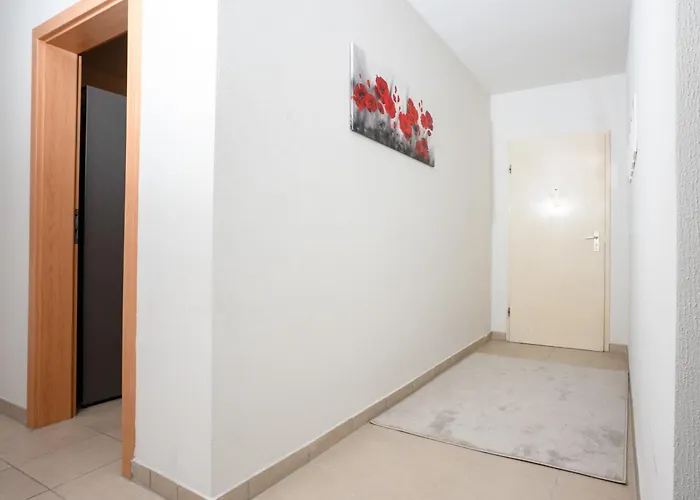 Sr24 - Stilvolle 1 Mit Terrasse In *